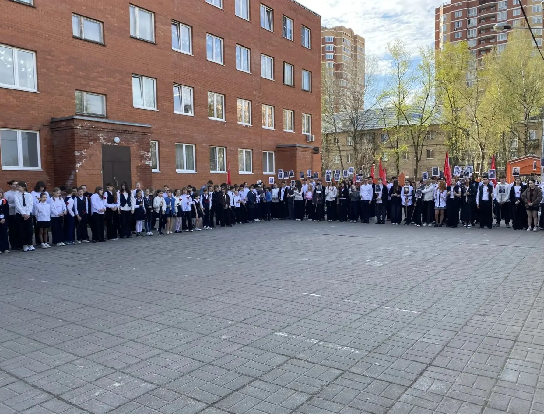🕊Мы помним! Мы гордимся!  🎖Сегодня наш Образовательный центр №2 присоединился к всероссийской акции 