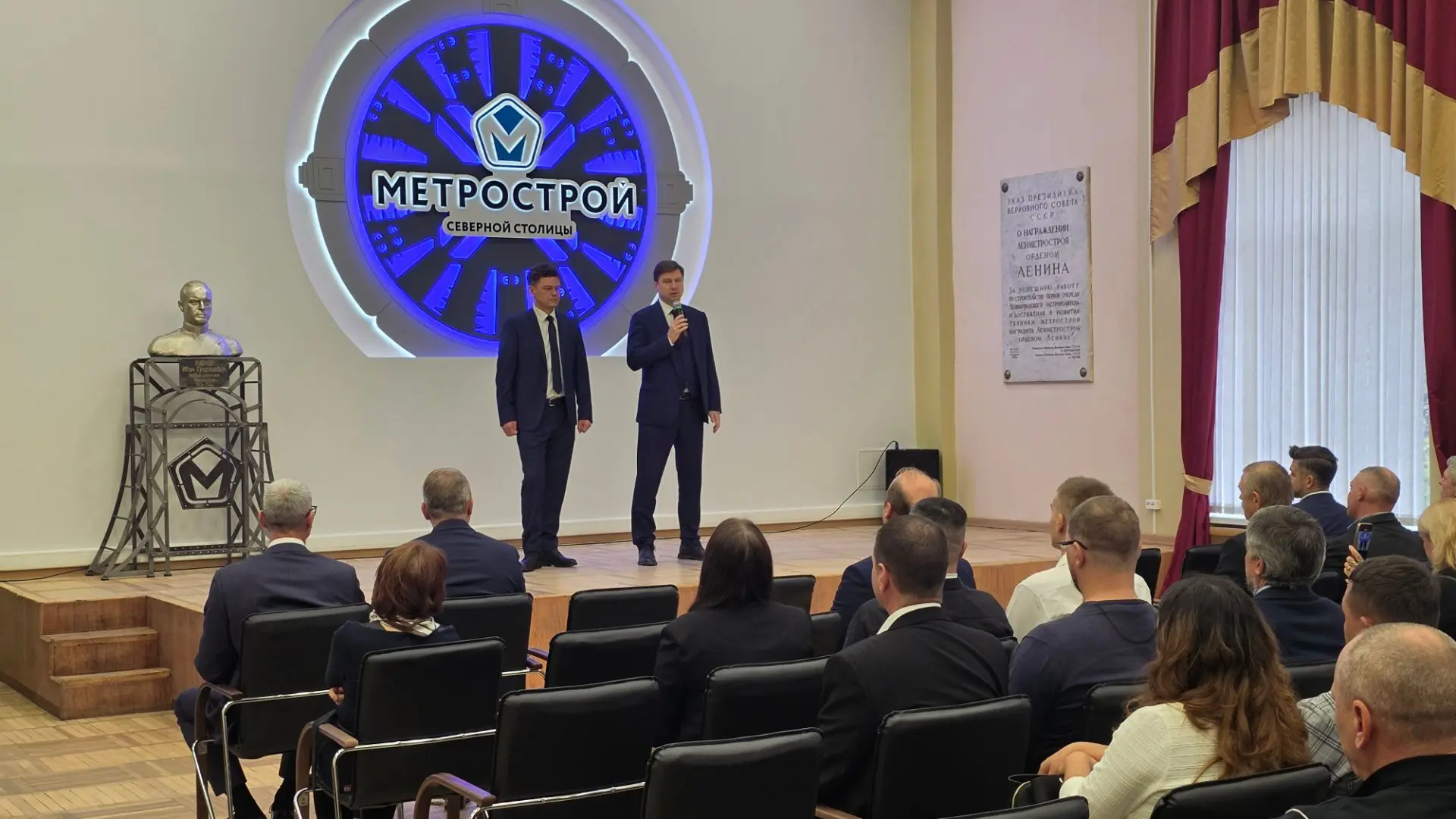 Сегодня метростроители отмечают свой профессиональный праздник. От всей души поздравляю...