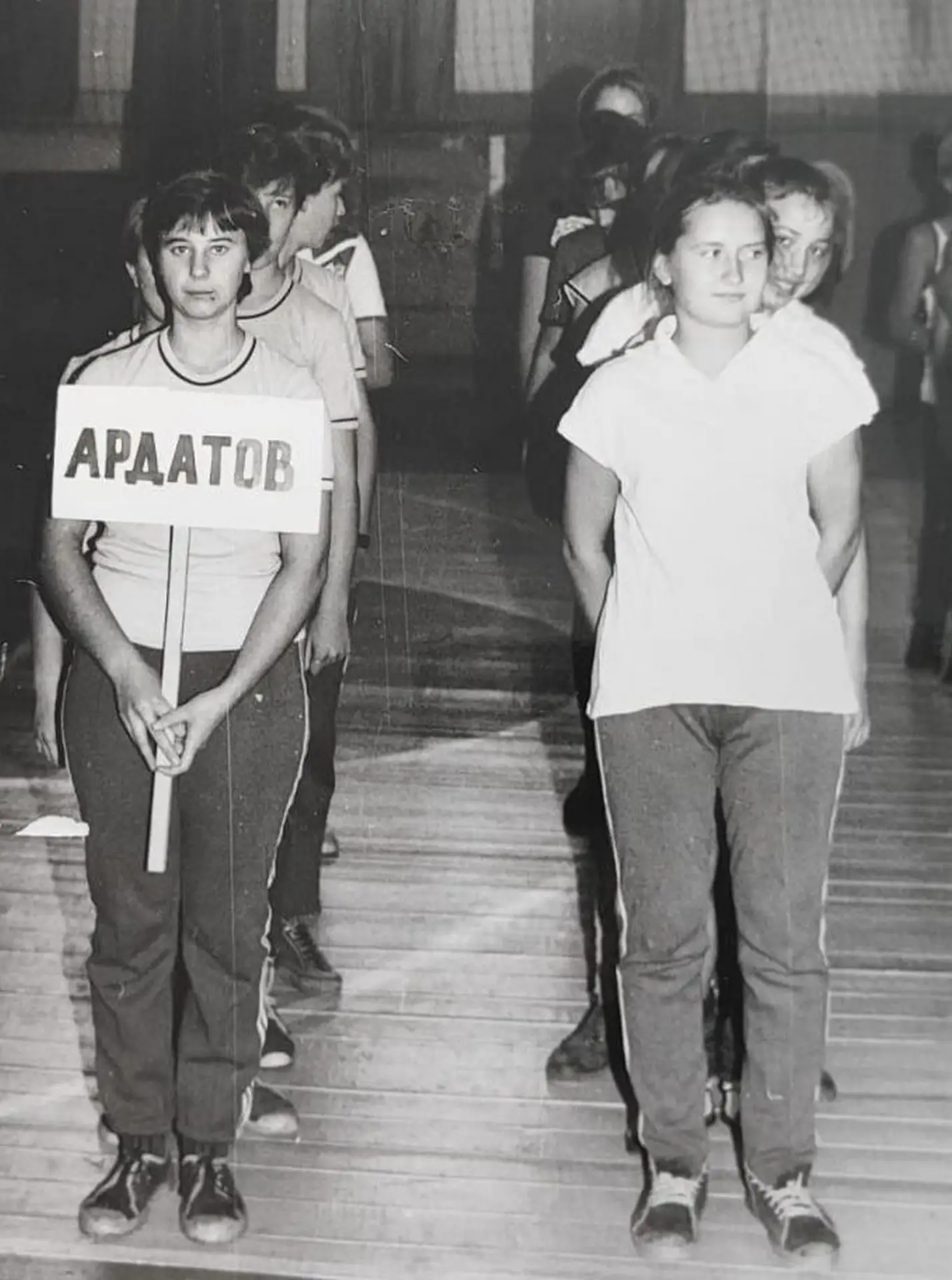 Листая истории страницы...

Очередные фотографии в альбом "Листая историю".

1980-е г.

Парад открыт