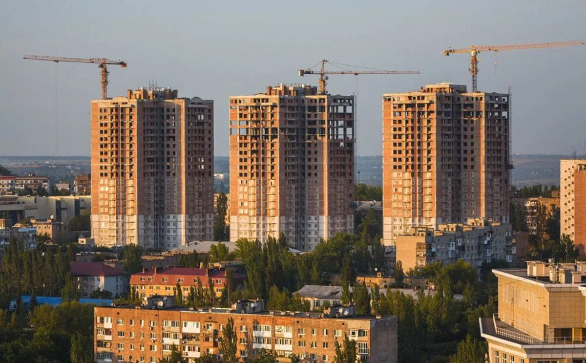 В Минстрое ДНР рассказали, кто будет переселен первым из аварийного жилищного фонда