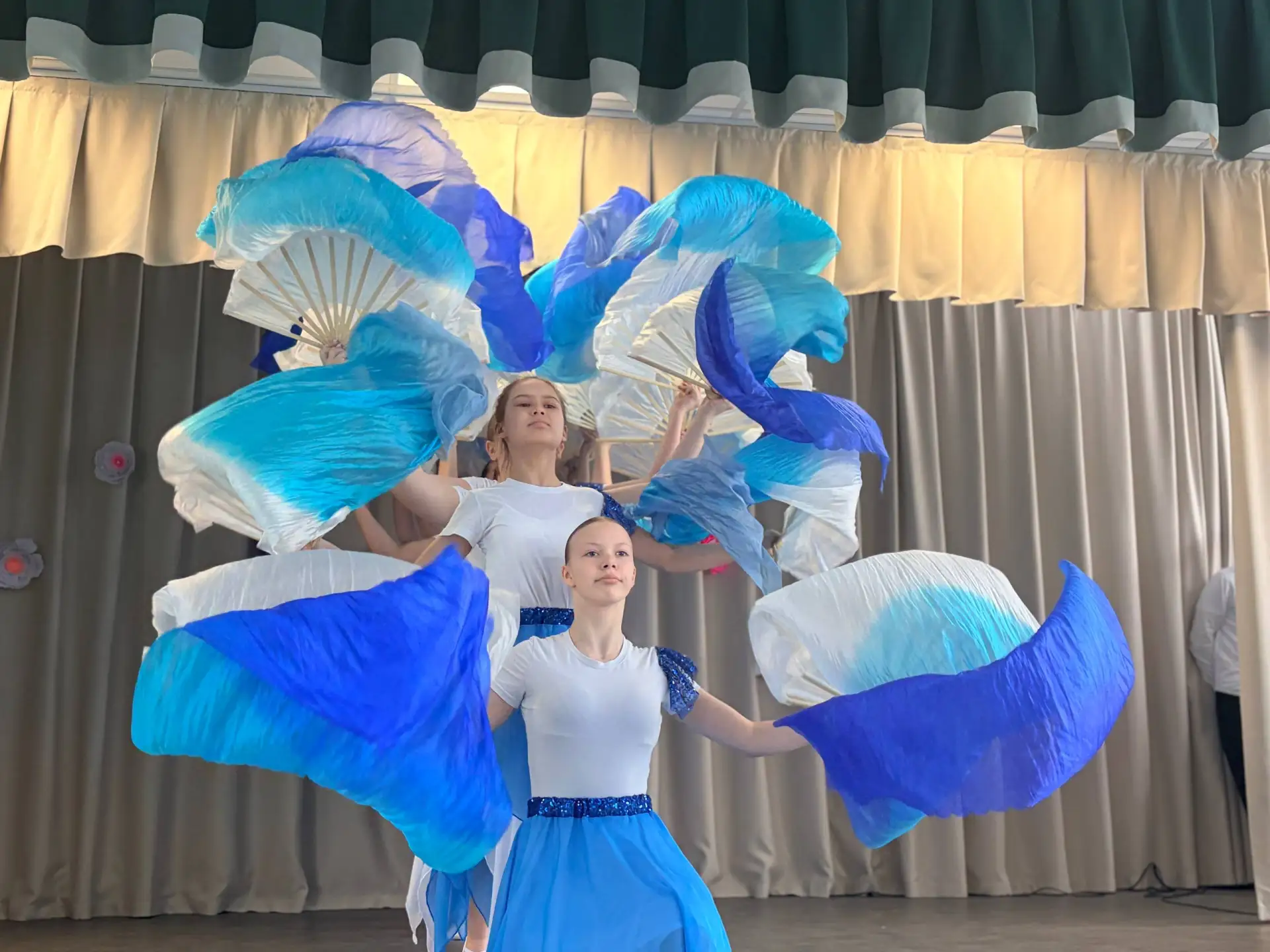 🎉Шестой раскрывает таланты  Как вы думаете, что делает праздник по-настоящему запоминающимся? Подарк