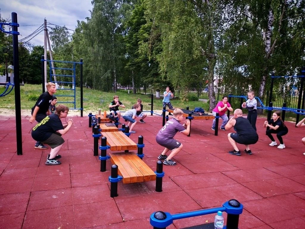 💪В Обояни на новой площадке комплекса «Готов к труду и обороне», открытой в 2026 году при поддержке