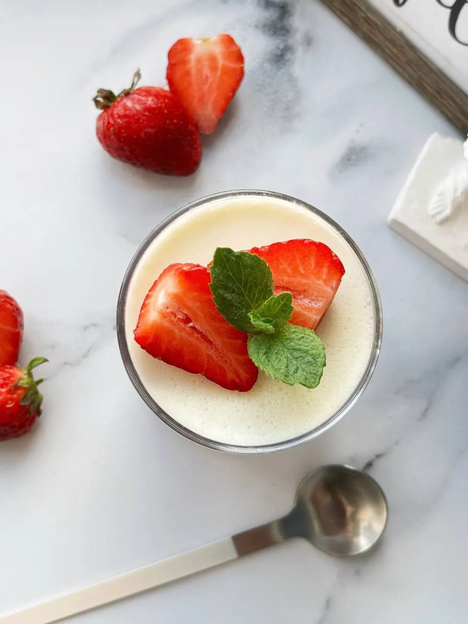 🍓 Почему сборник летних десертов должен быть у каждой хозяйки - и я не преувеличиваю 😊

Летом всё 