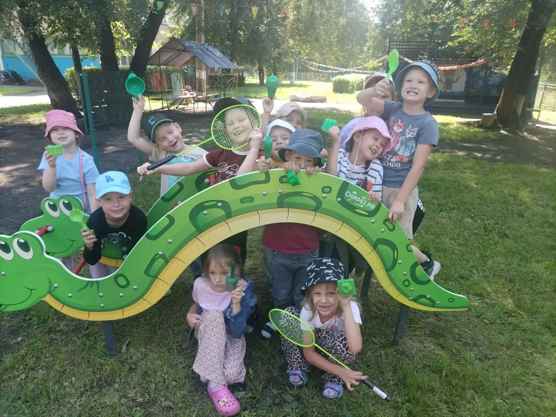 💚Лето, лето. Ты какого цвета!?💚

🌈Продолжается наша яркая фотоакция, и на этой неделе мы погружае