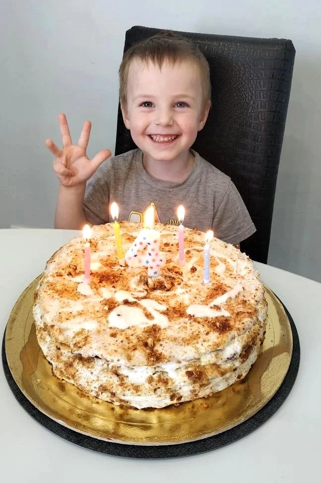 Лешеньке 4 года 🎉😘🥰❤️
