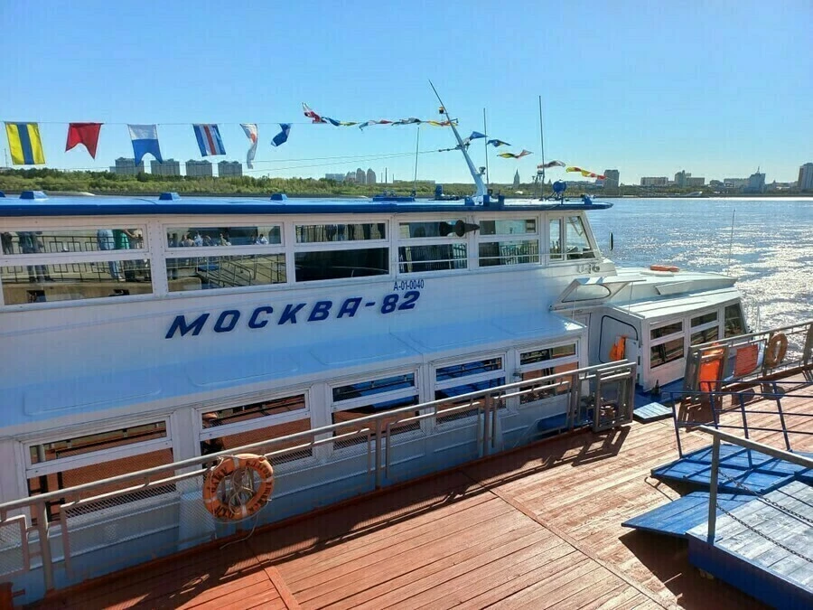 Сезон работы прогулочных теплоходов в Благовещенске в этом году подошел к концу. Послед...