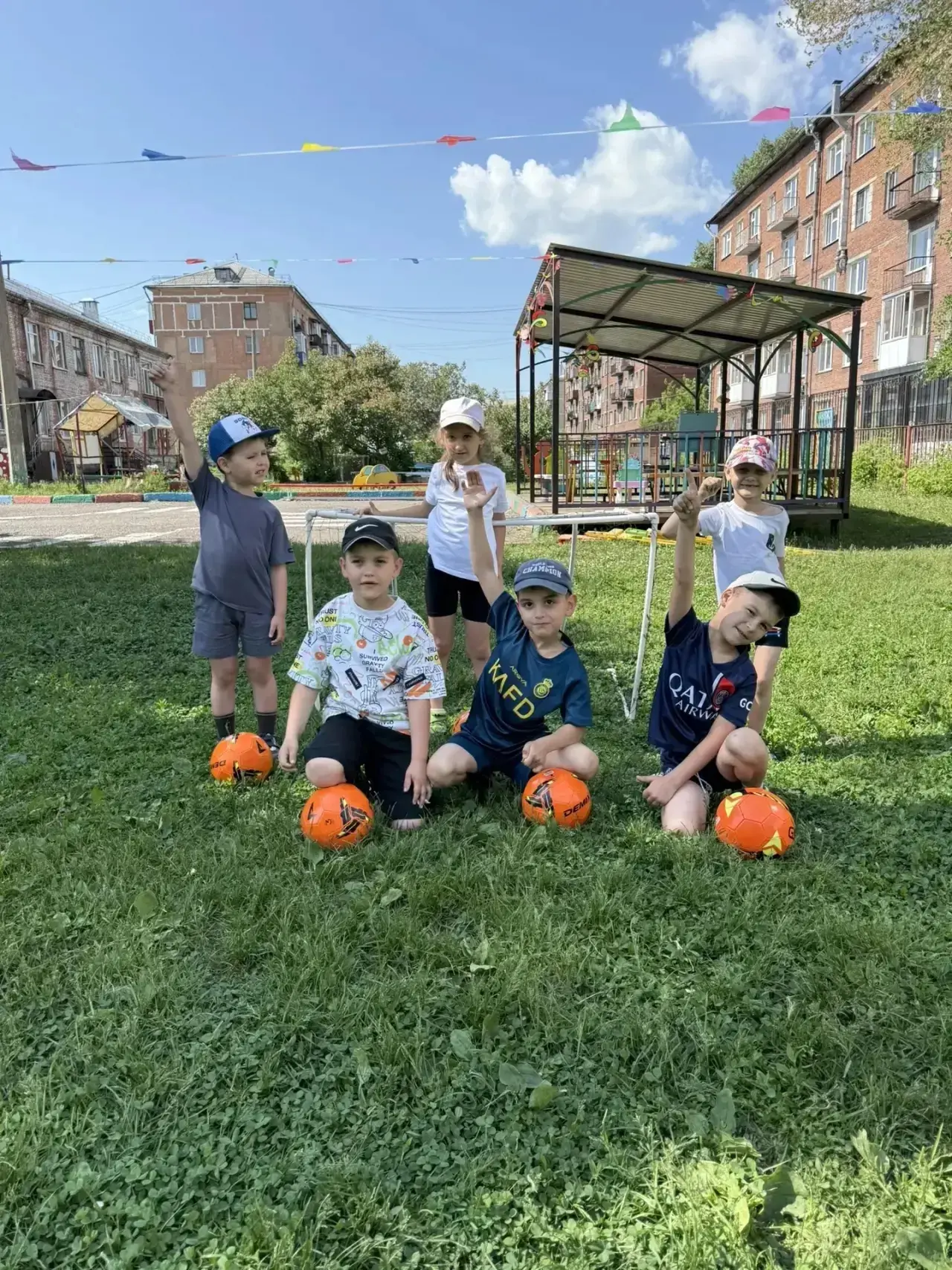 ⚽ Футбол в нашем детском саду — весело, активно, полезно! ⚽

Дорогие родители! Рады сообщить, что пр