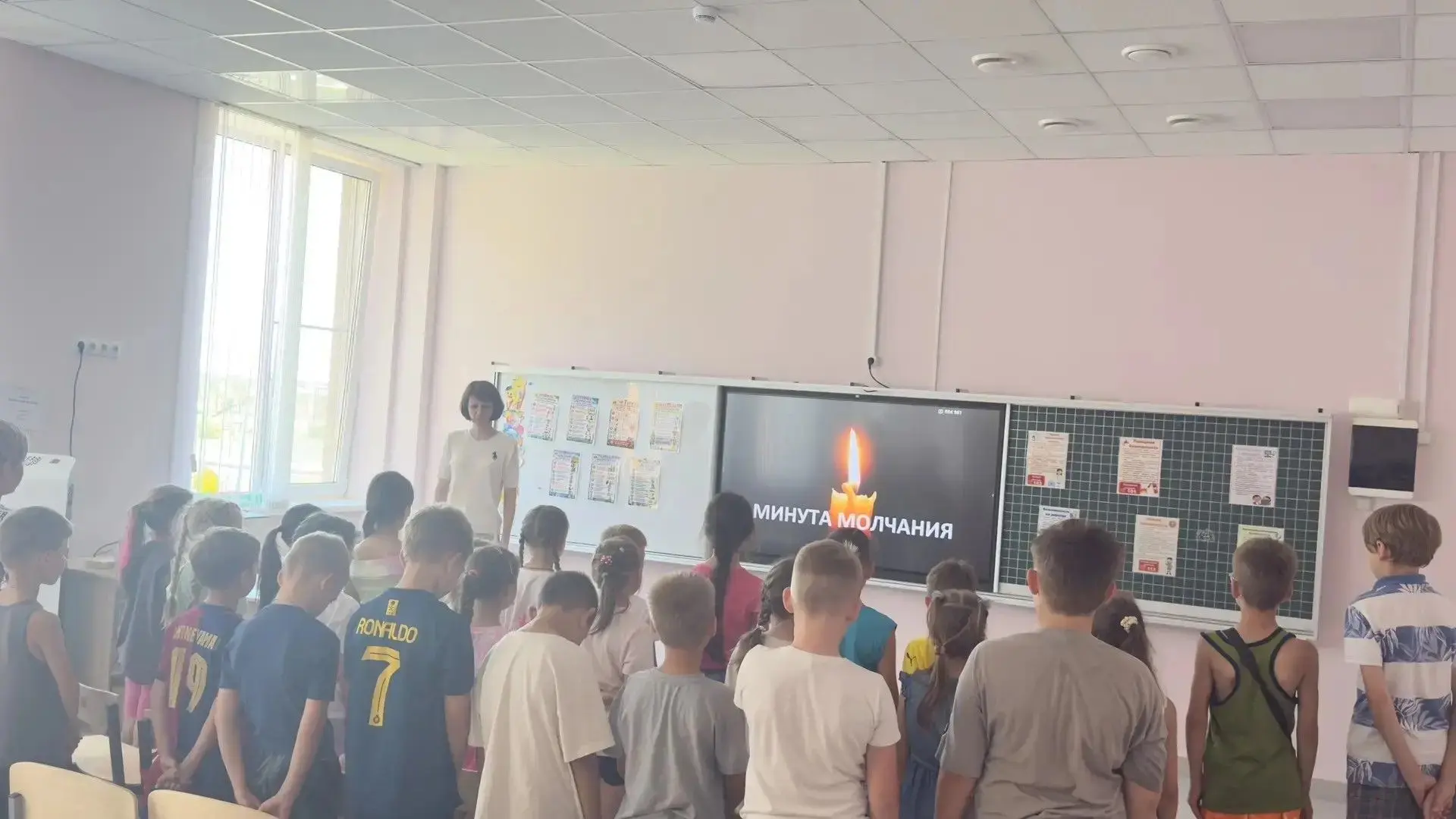 В День Ветеранов боевых действий в нашем лагере мы поговорили с ребятами о том, кто такие ветераны. 