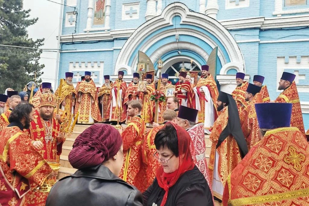 Казачий дух и православная вера  13 апреля в храме Покрова Пресвятой Богородицы станицы Каневской со