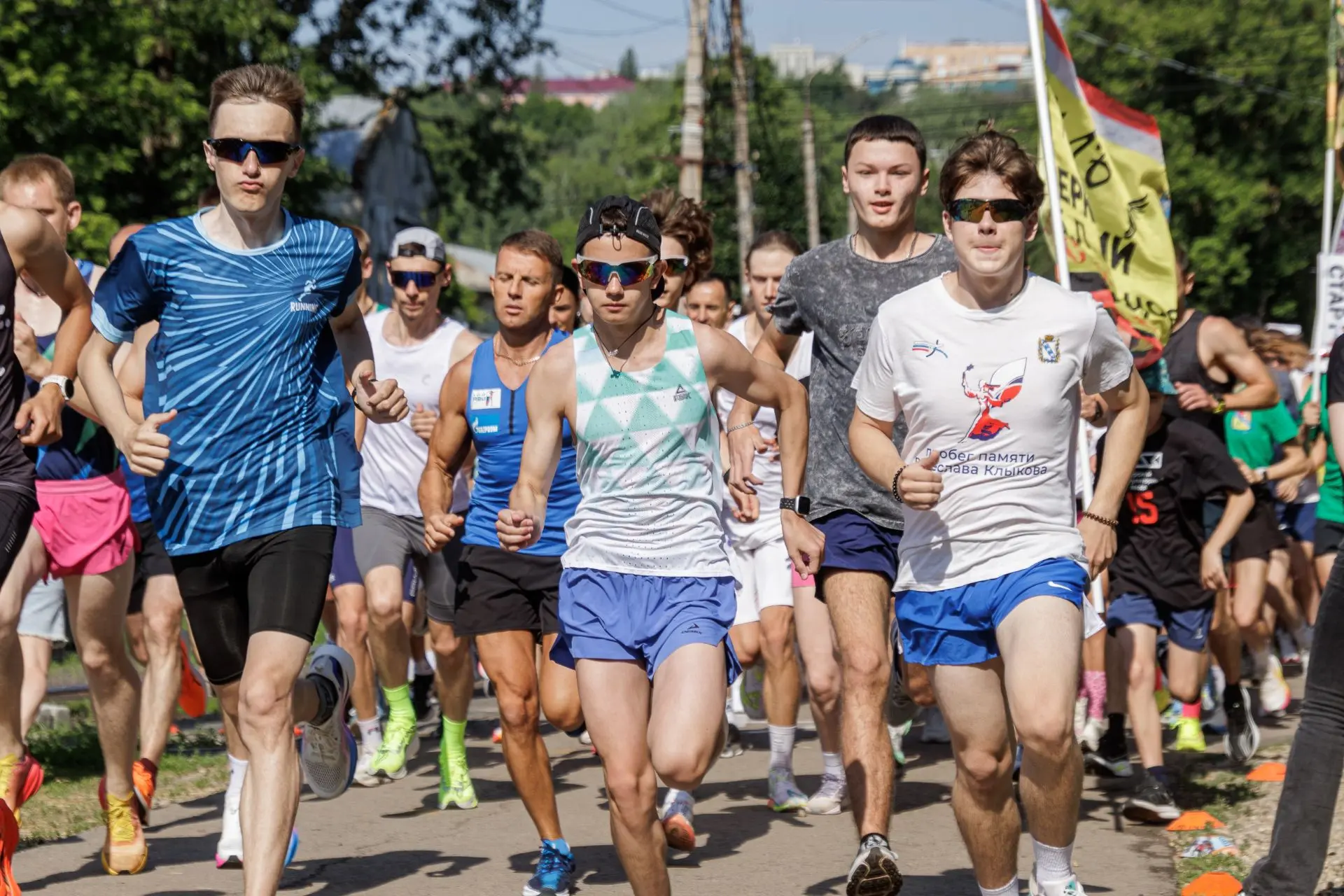 🎂ЧЕТЫРЕ ГОДА ПЯТИ ВЁРСТ

🏃В субботу проект дружеских пробежек «5  вёрст. Боева дача» отметил четве