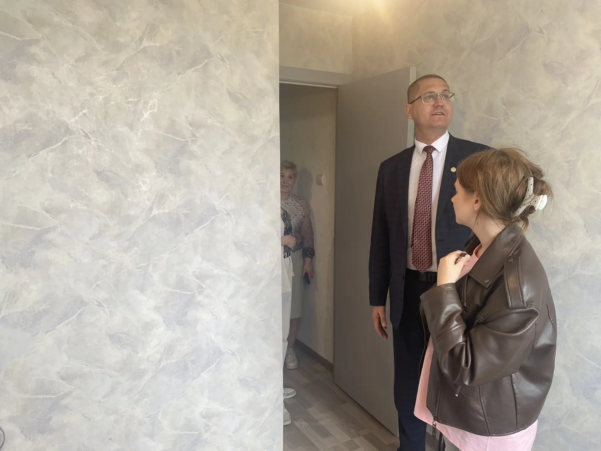 Квартира есть, планы есть — осталось только обустроиться! 

Сегодня в жизни 18-летней анивчанки Арин