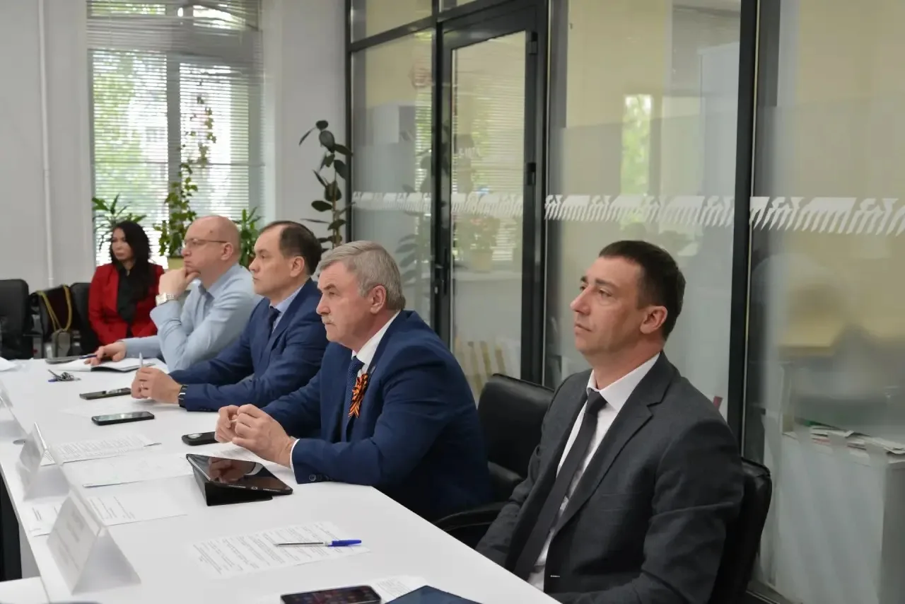 В КГАСУ прошло совещание, на котором рассмотрели новые материалы и технологии в дорожном строительст