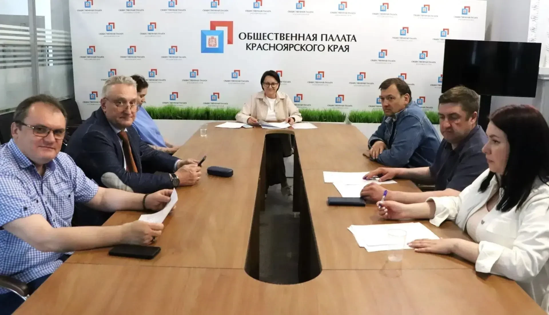 В Общественном штабе по наблюдению за выборами в Красноярском крае обсудили ход избират...