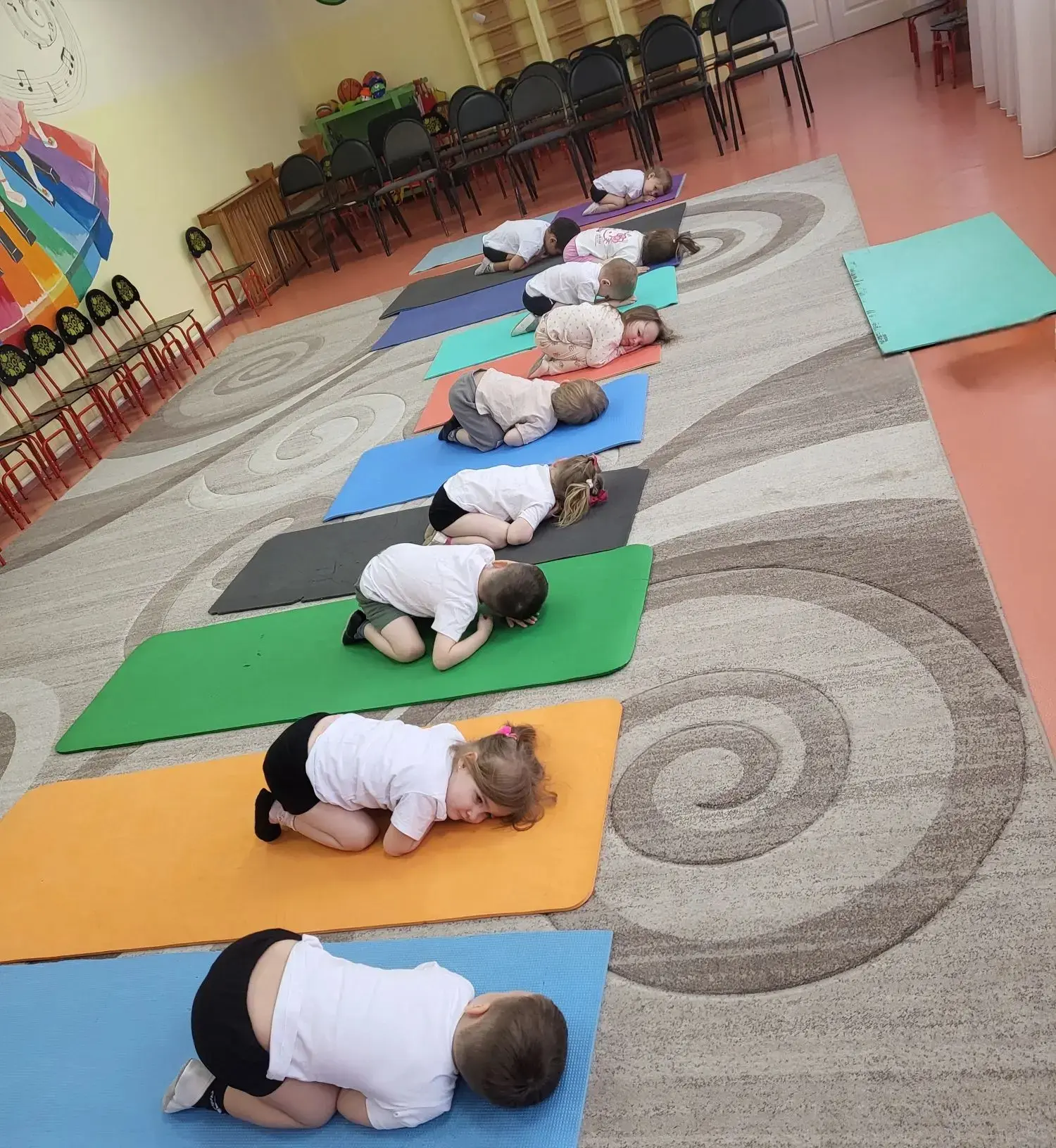 В нашем саду кипит жизнь, и помимо основных занятий, мы предлагаем множество увлекательных кружков д