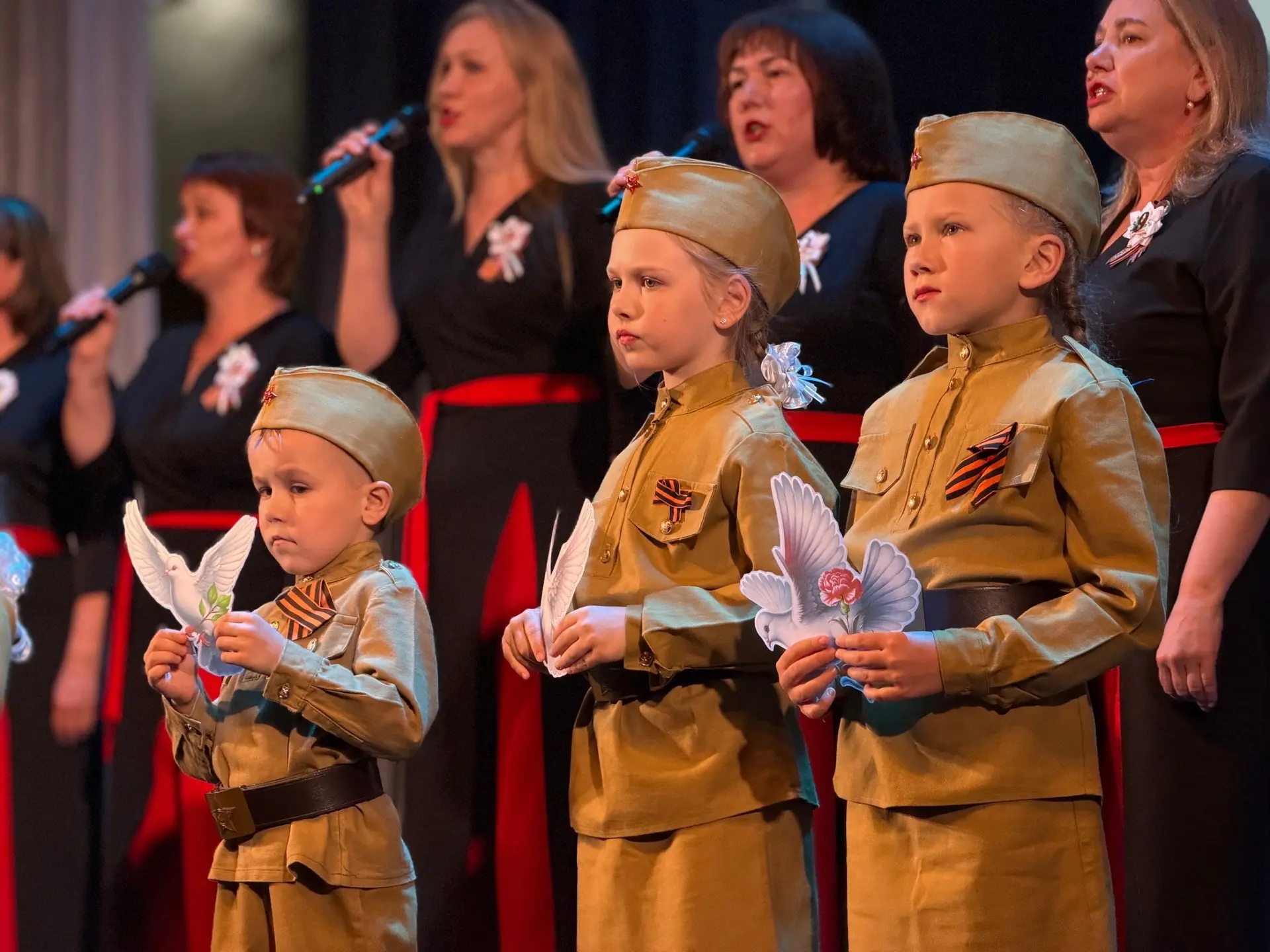 Память живет в каждом из нас!  🎤Сегодня в поселке Тоншалово прошел очень душевный концерт, посвященн