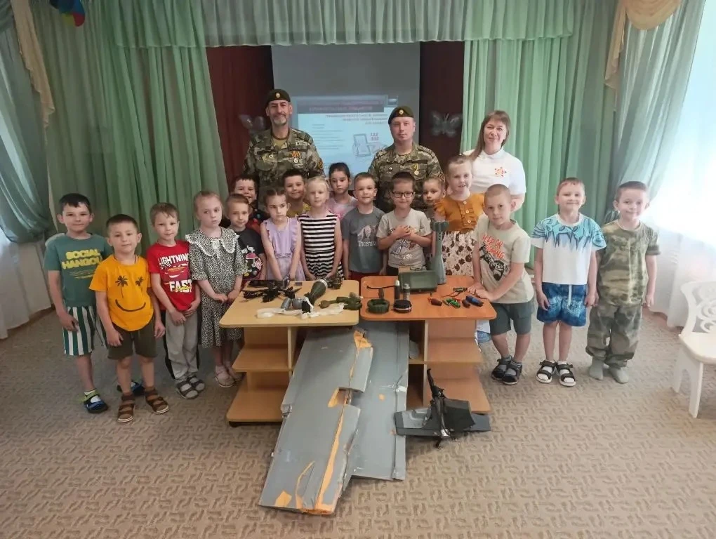 Герои рядом: ветераны СВО провели урок безопасности в   детском саду🇷🇺💪