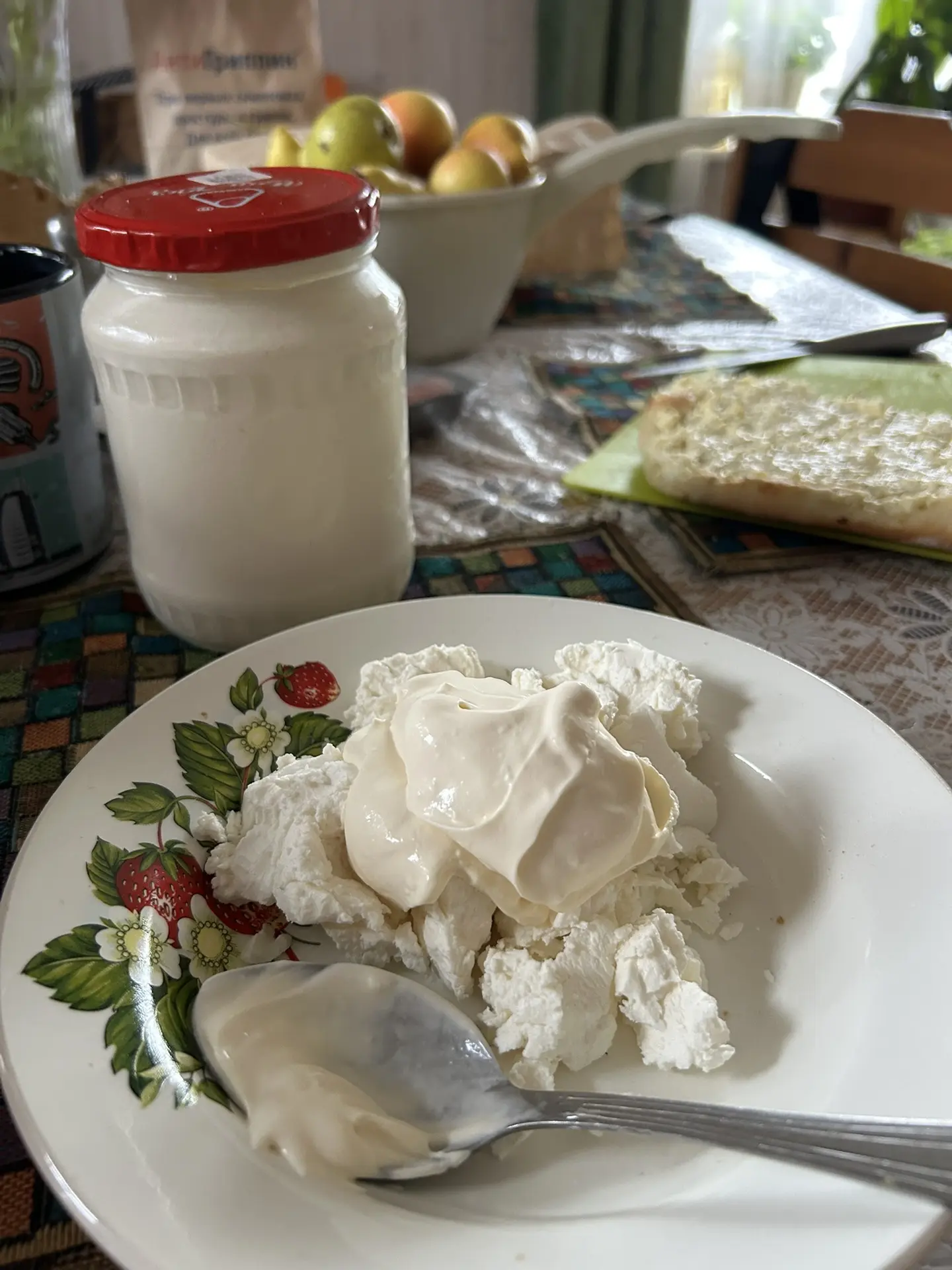 Уверен, половине городских жителей не знаком вкус настоящего деревенского молока, творо...