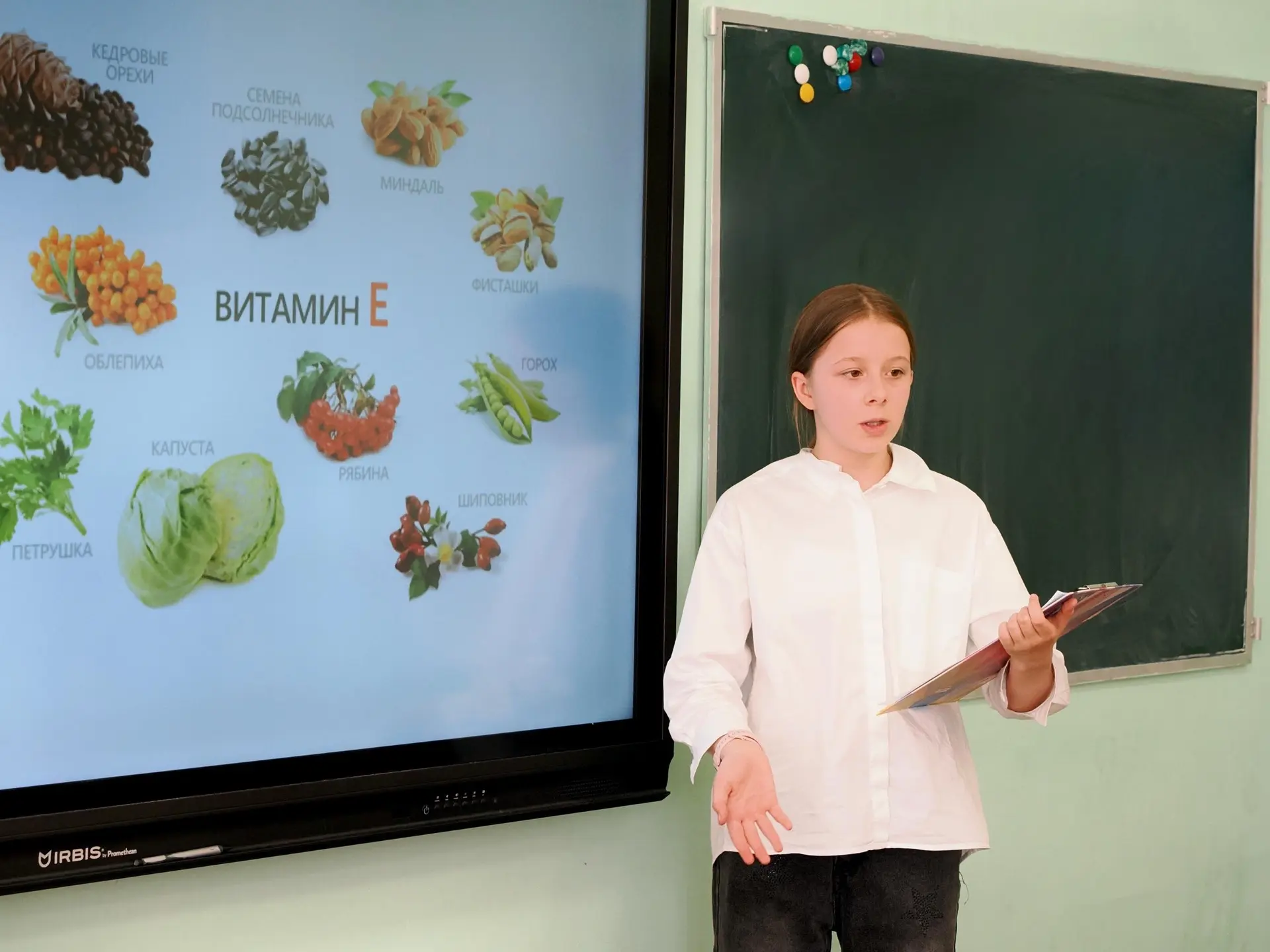 ПРОЕКТНАЯ ДЕЯТЕЛЬНОСТЬ 🎓 14 мая сразу в двух корпусах начальной «Глории» состоялась выставка индивид