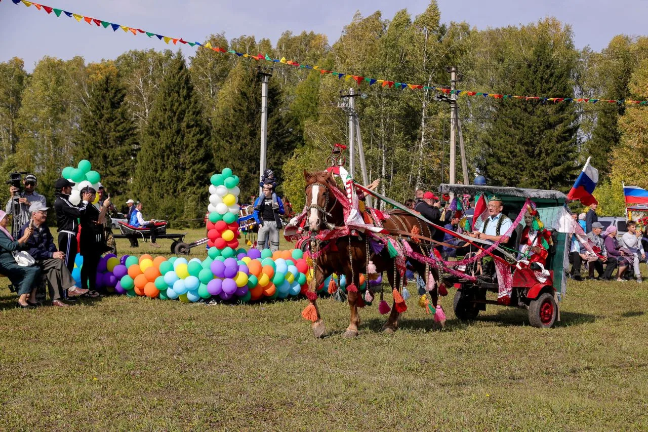 Бөтенроссия «Ат көне» фестивале быел кайда узачак һәм ат ярышларының приз фонды күпме булачак?

Тулы