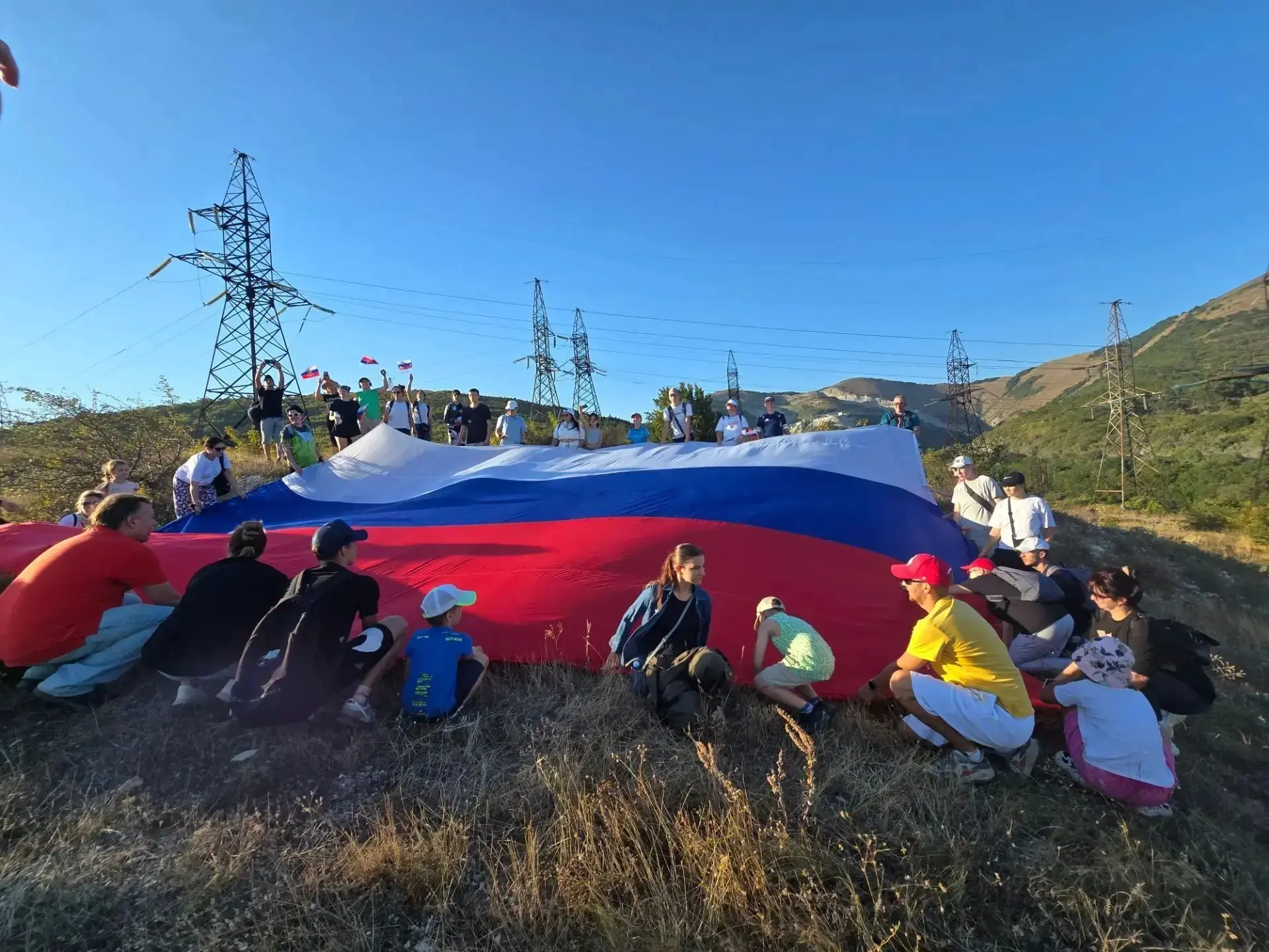 21 августа обучающиеся нашей школы совершили вечерний поход на гору "Черепаха", посвящё...