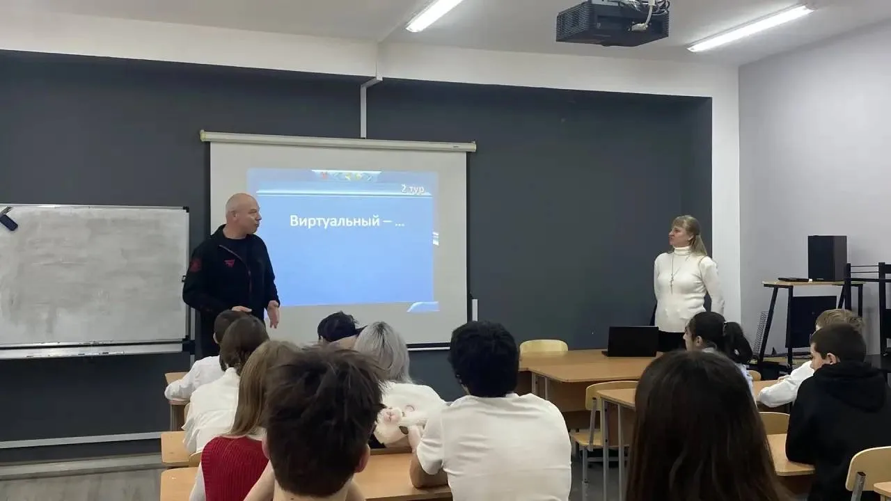 Я в учителя пойду! Пусть меня научат!