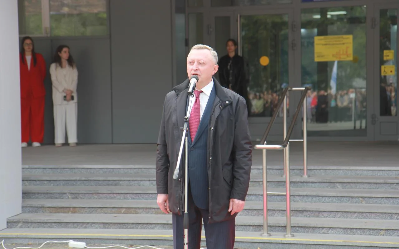 Более 3 тысяч первокурсников начали свой путь в НГПУ 💚