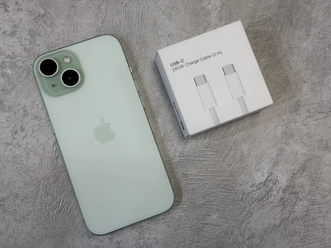 📱 iPhone 15  / 128 Гб