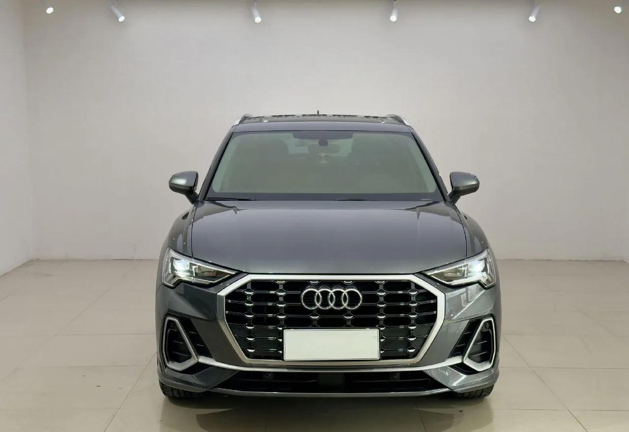 🔥 Audi Q3 2021 года, 1.4 TFSI (35 TFSI), комплектация Dynamic Edition