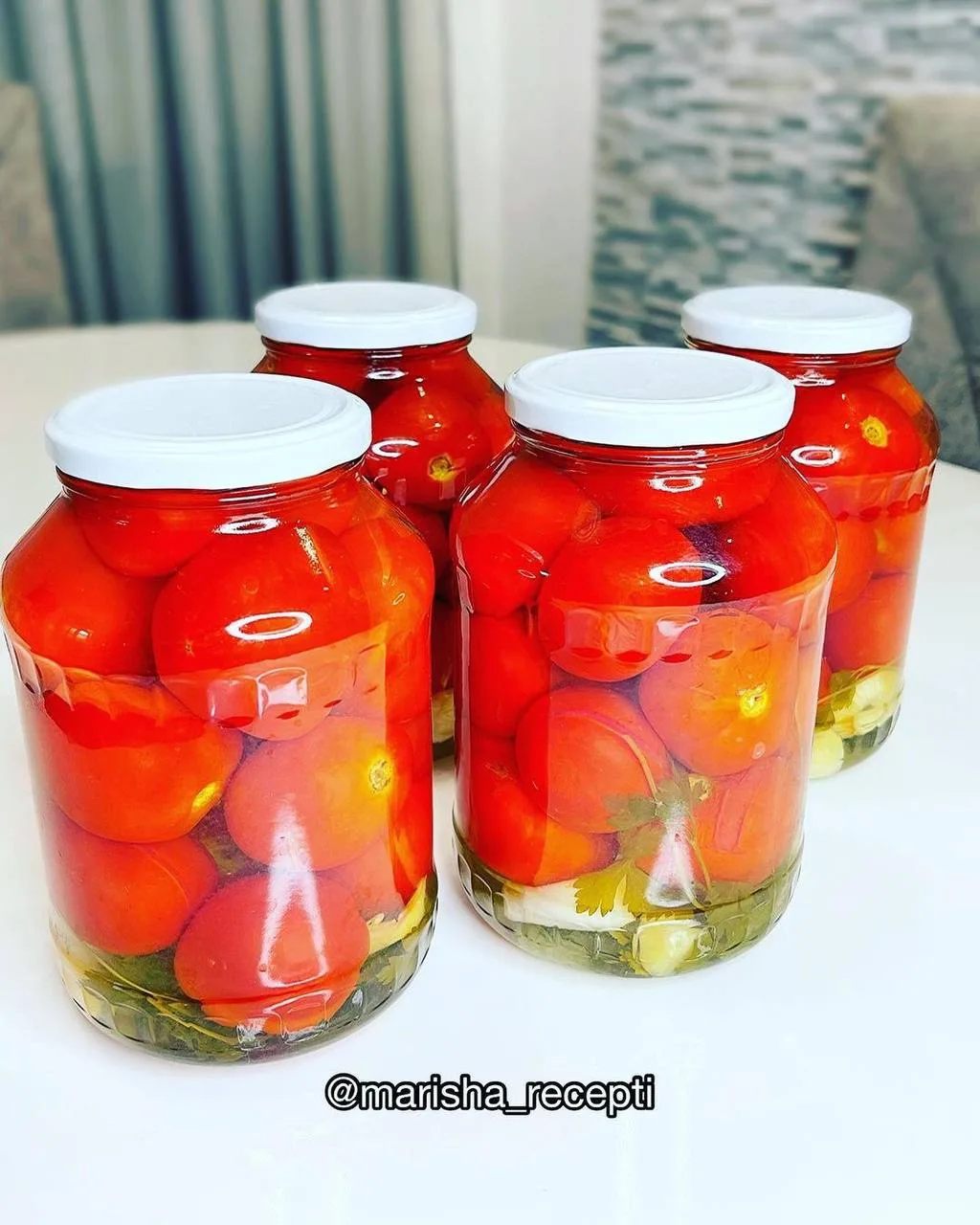 Очень вкусные,сладкие помидорчики на зиму!🍅🥫👌😋
