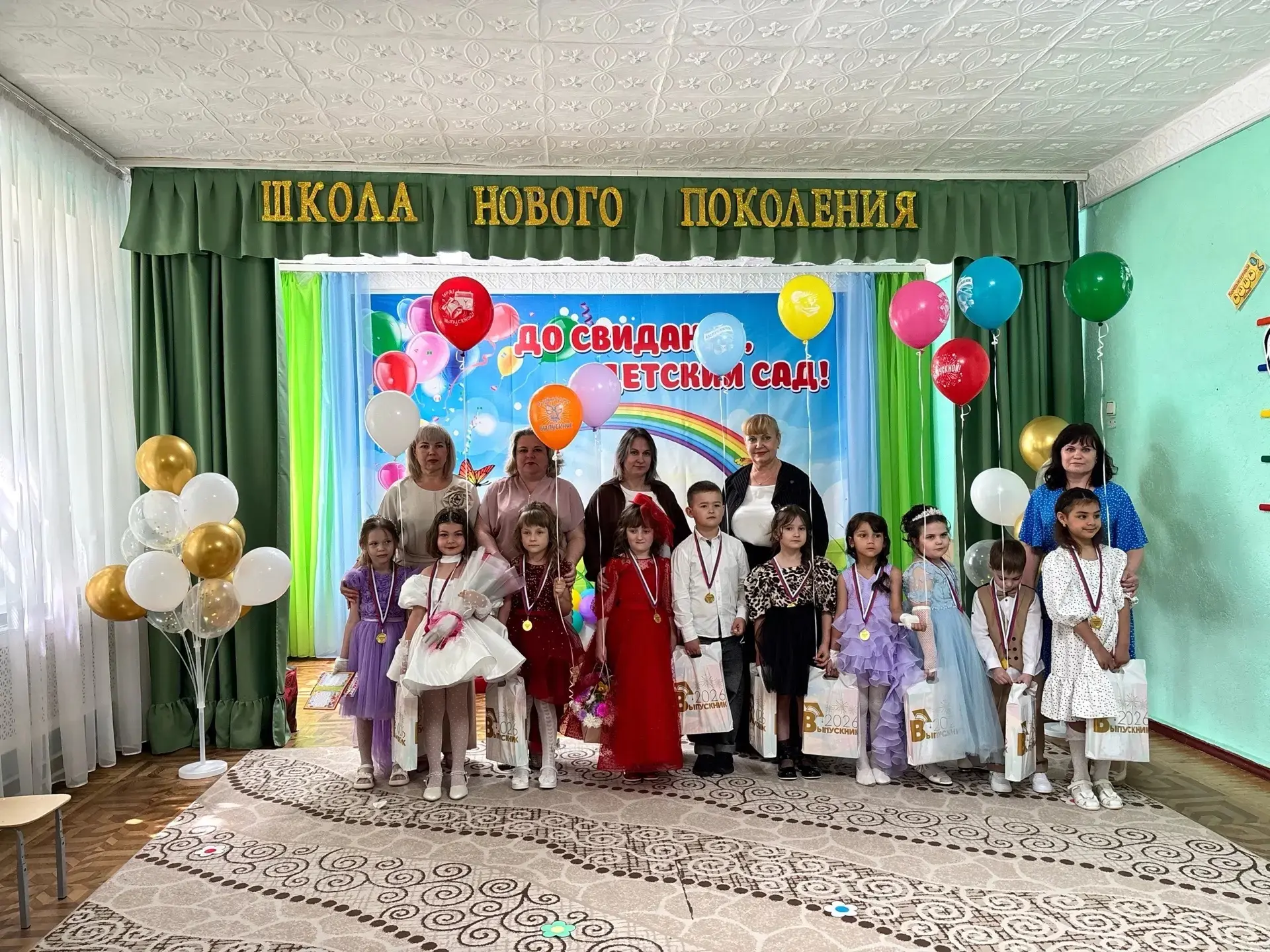 Прощай, любимый детский сад "Ивушка"! Сегодня "Почемучки" сказали своё первое "до свида...