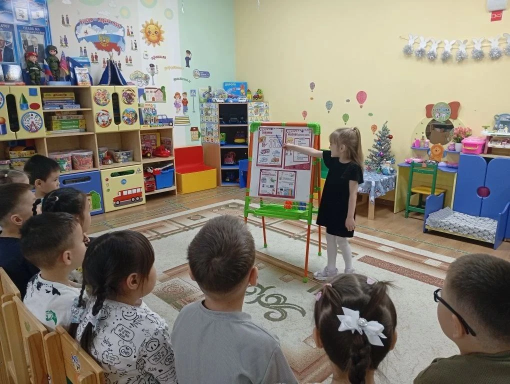 Безопасность превыше всего! 🚦🚗
Недавно мы устроили настоящую игру-погружение. Дети разделились на 
