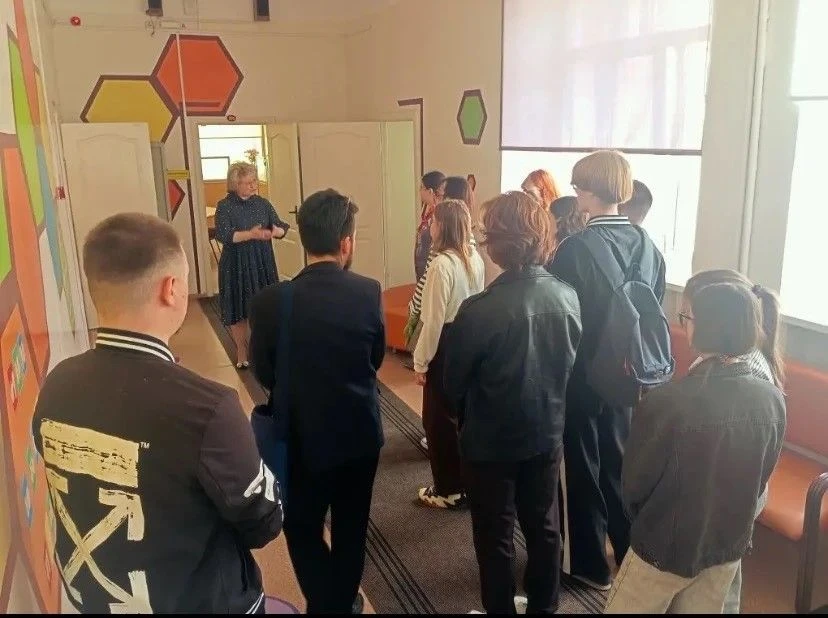 Студенческий десант из Хабаровска высадился в  Центре образования «Ступени»