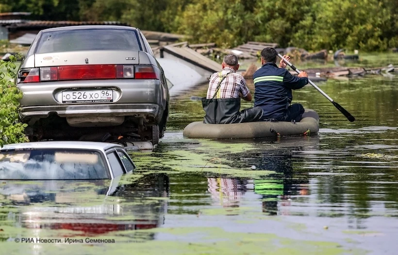 💧Вода ушла из 1 139 жилых домов и 7 081 приусадебного участка в Свердловской области

Подтопленными