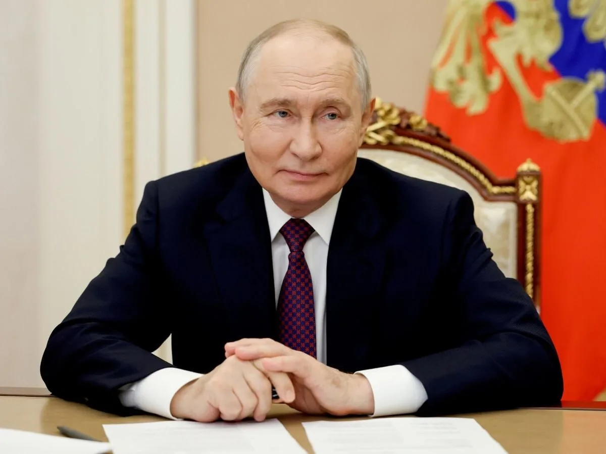 Путин: изучение родных языков не мешает единству России