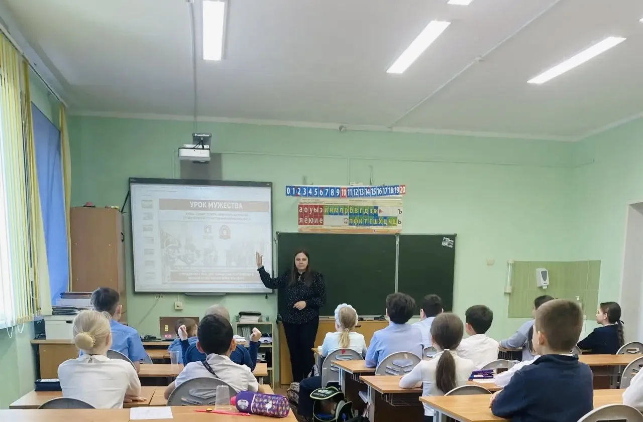Сегодня, 8 мая 2026 года, тысячи московских школьников и студентов колледжей говорят «Спасибо» тем, 