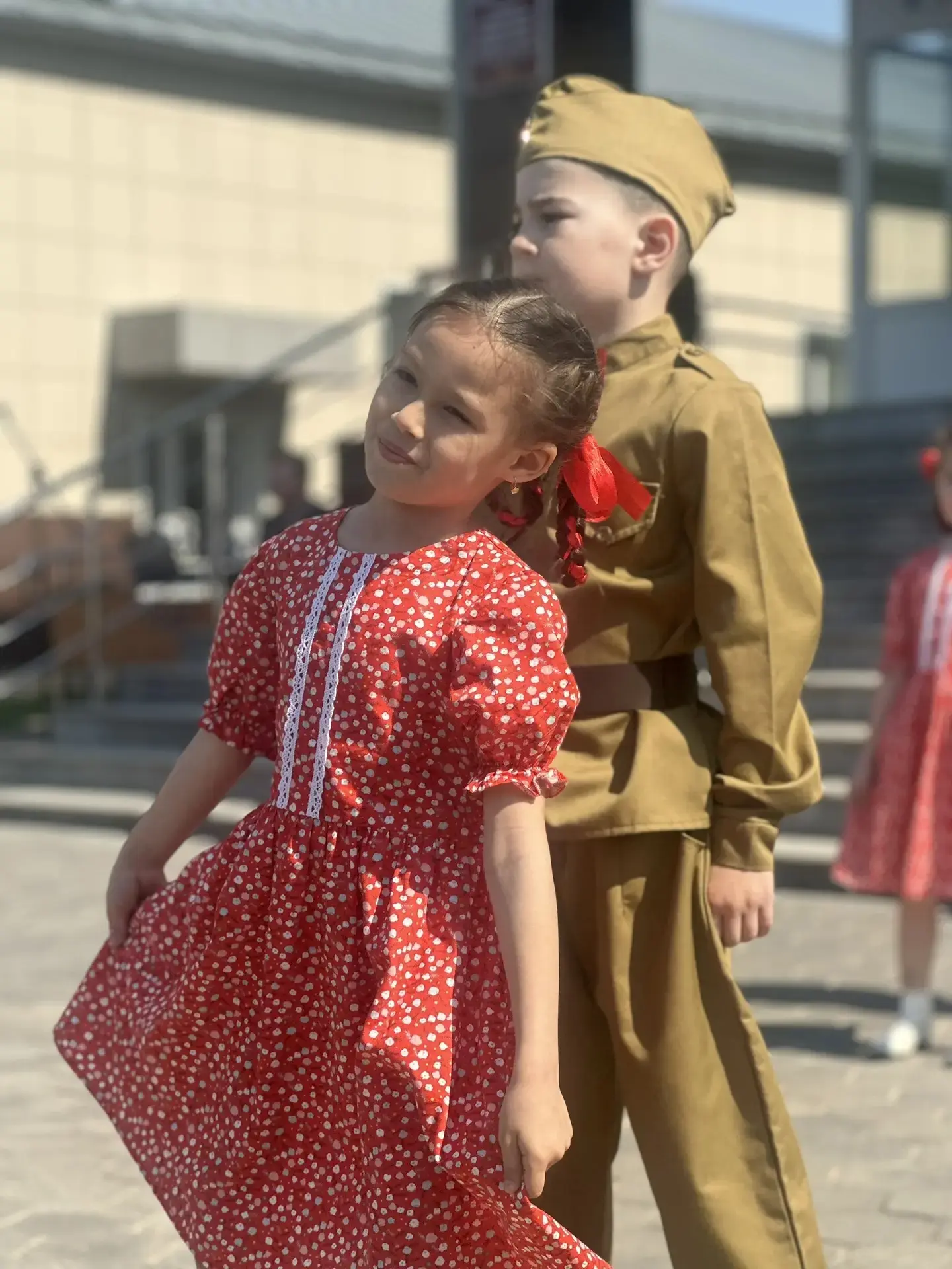 Наши юные танцоры сегодня успели принять участие в митинге, посвященном  81-ой годовщин...