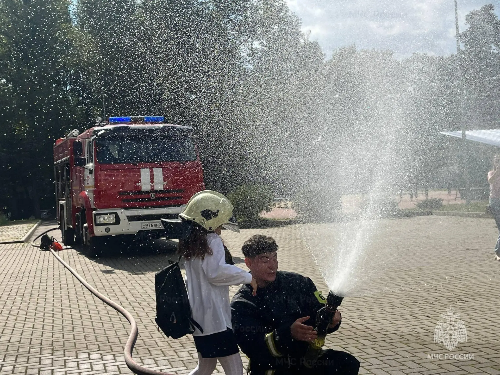 Вот и прозвенел первый звонок в новом учебном году! Этот праздник для нашей школы запом...