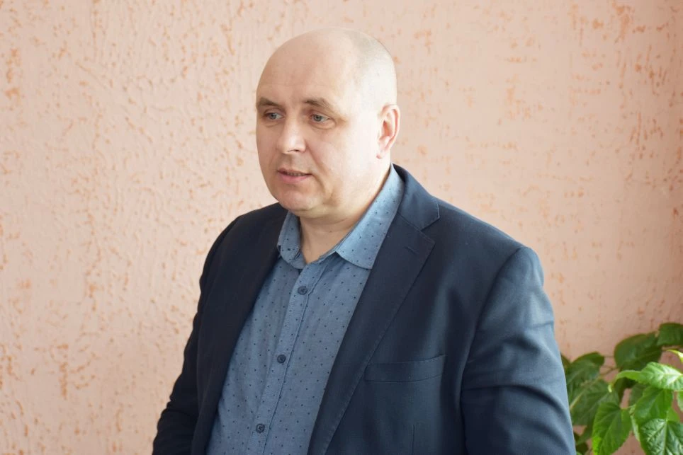 На встрече с населением в с. Дмитриевка начальник Петрищевского теротдела Владимир Сапр...