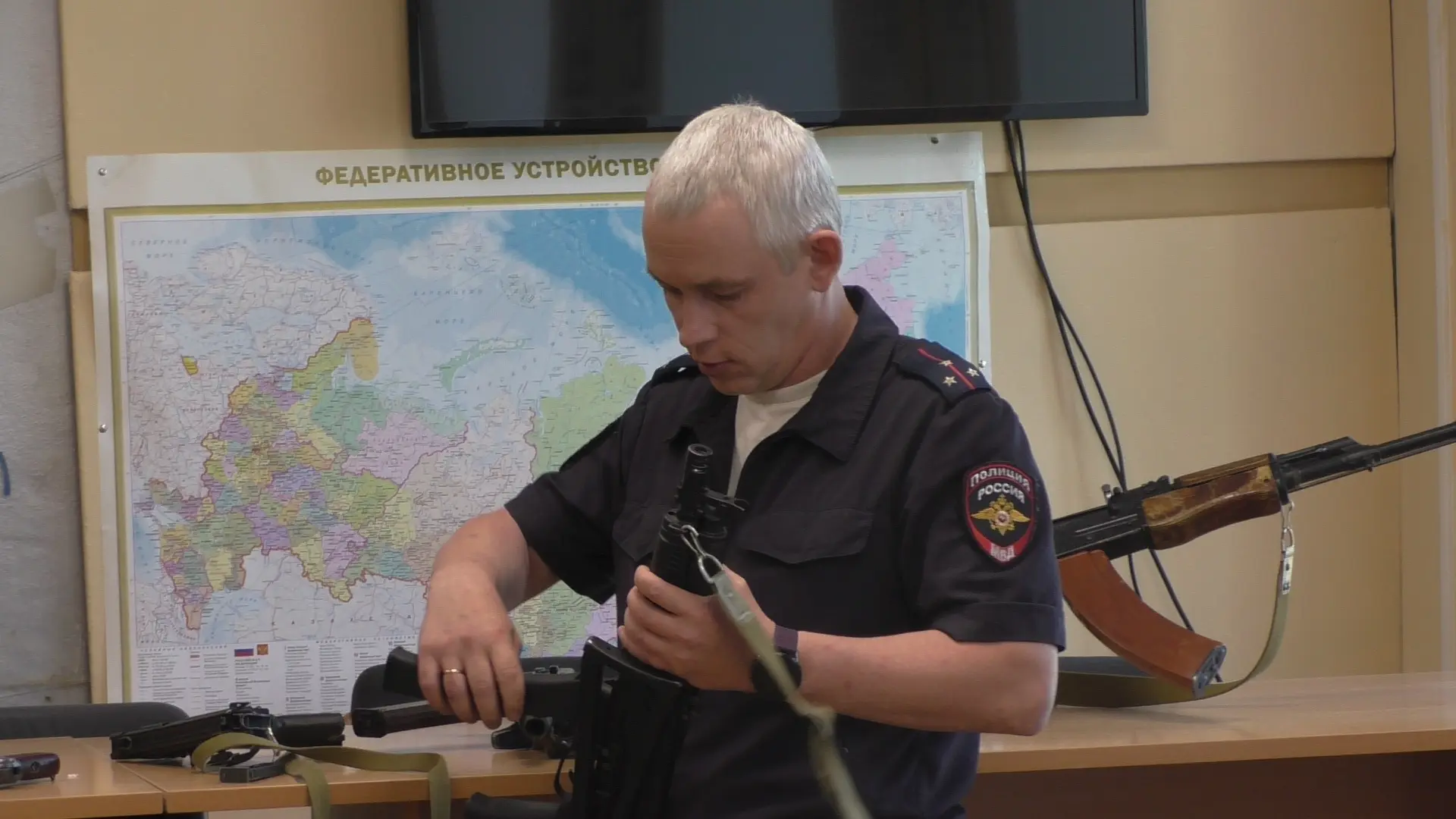 Учащиеся Ильинской СОШ побывали на экскурсии в ОМВД России «Богдановичский»  В рамках патриотическог