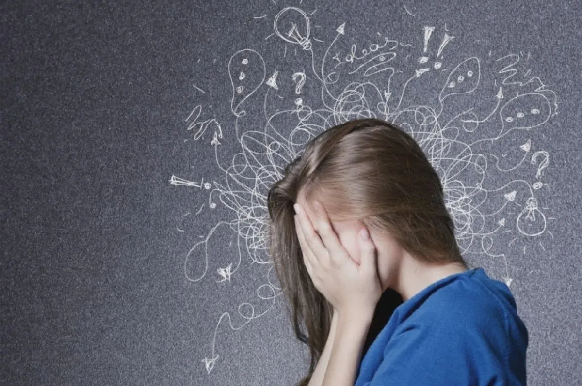 🧠 Психологи: тревожные люди умнее остальных