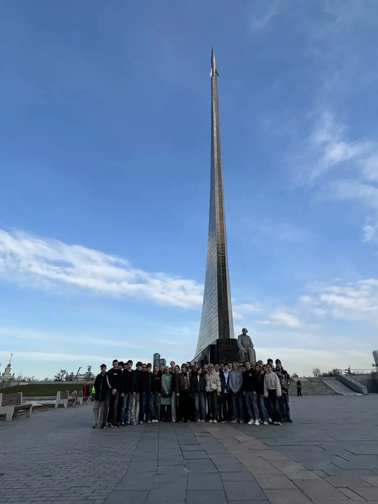 Незабываемое приключение 8-х классов в Москве! 🚌  8А и 8Б класс вместе с классными руководителями от
