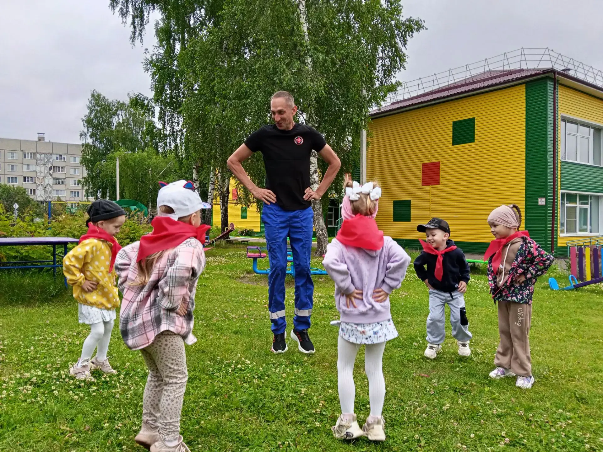 💥Спасибо Владимиру Владимировичу!
Настоящую спортивную феерию для детей #ДетскийсадРябинушкаШумерля