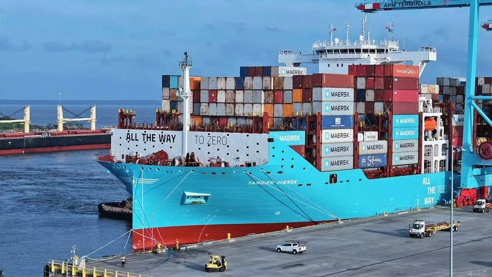 Maersk впервые заправил контейнеровоз биоэтанолом в США.