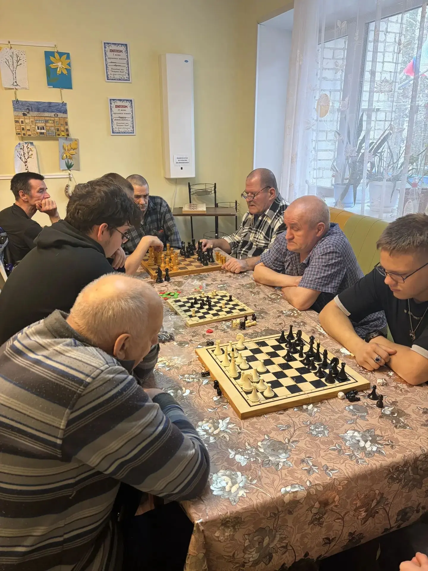 🎉 Турнир, объединивший поколения: как девятиклассники встретились с проживающими ДИПИ ...