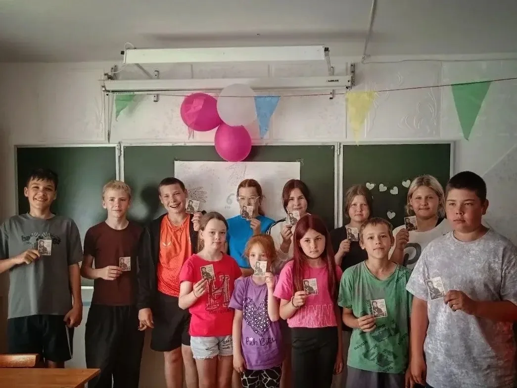 День русского языка 🪶 

День русского языка и Пушкинский день отмечаются ежегодно 6 июня. 

В 2026 