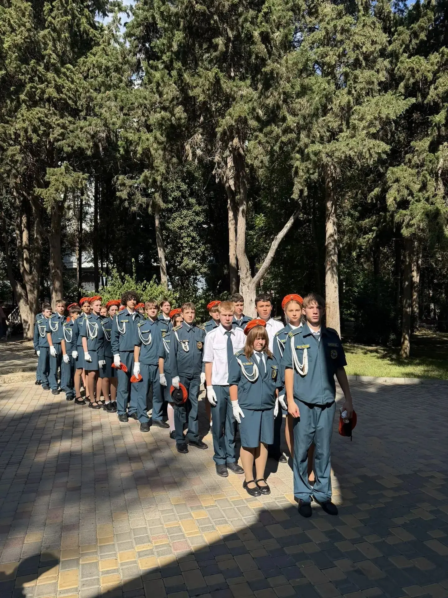 🕊Молебен с участием кадетов МЧС в храме в честь святых мучеников Инны, Пинны и Риммы