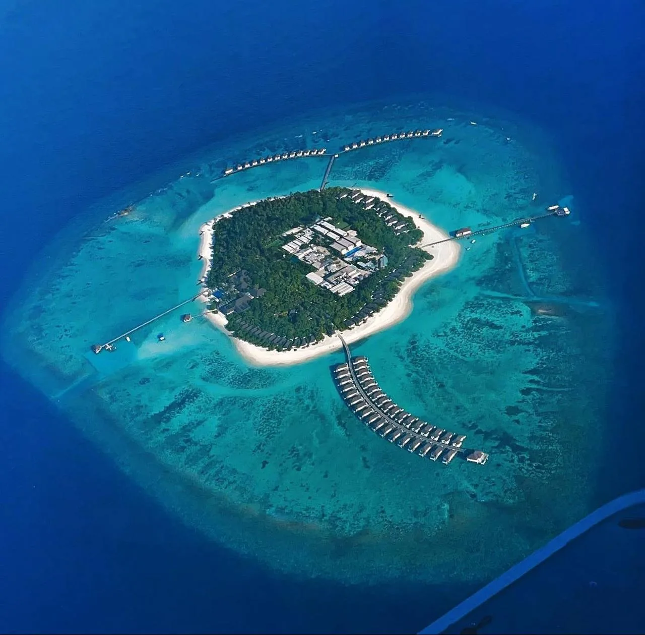 🌴Robinson Club Noonu 5* — Мальдивы для тех, кто любит не только отдыхать, но и получат...