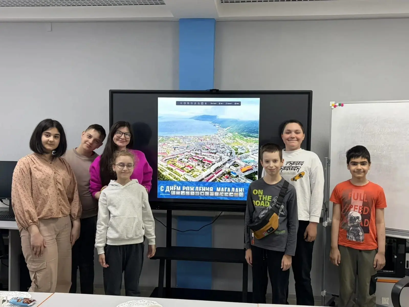🎓Интеллектуальный квиз!

🌟Летние каникулы в разгаре, а педагог ЦЦОД IT куб Регина Михайловна  пров