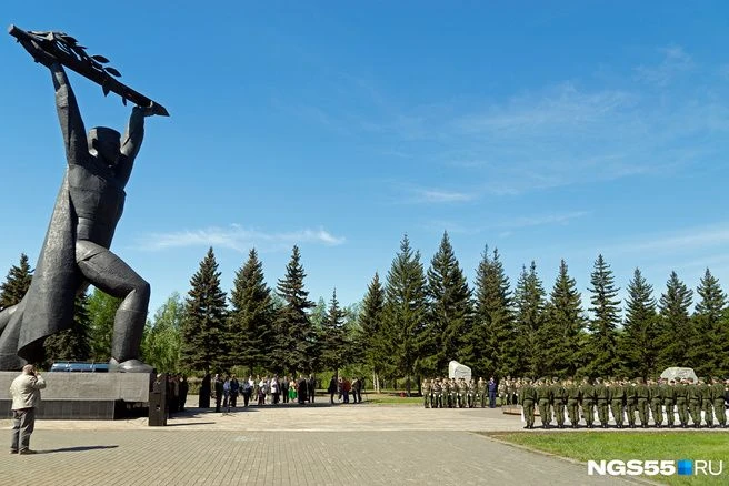 ⚡️ Омское УДХБ в одностороннем порядке разорвало контракт на благоустройство Парка Побе...