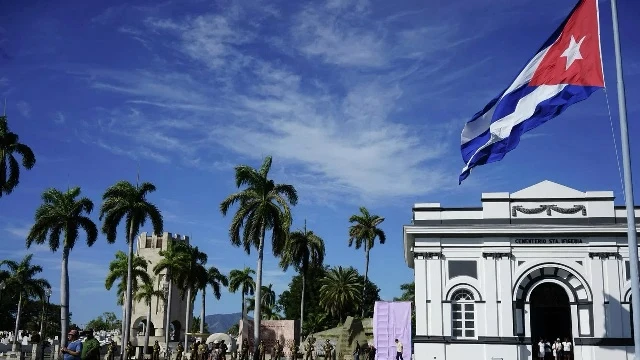 США своими санкциями ставят Кубу на грань выживания, заявили в МИД - РИА Новости